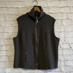 🌿5/$25 Karen Scott Sport Quilted Vest